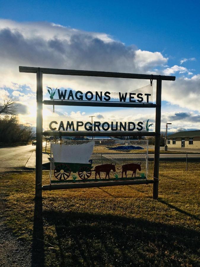 Wagons West Motel Augusta Bagian luar foto